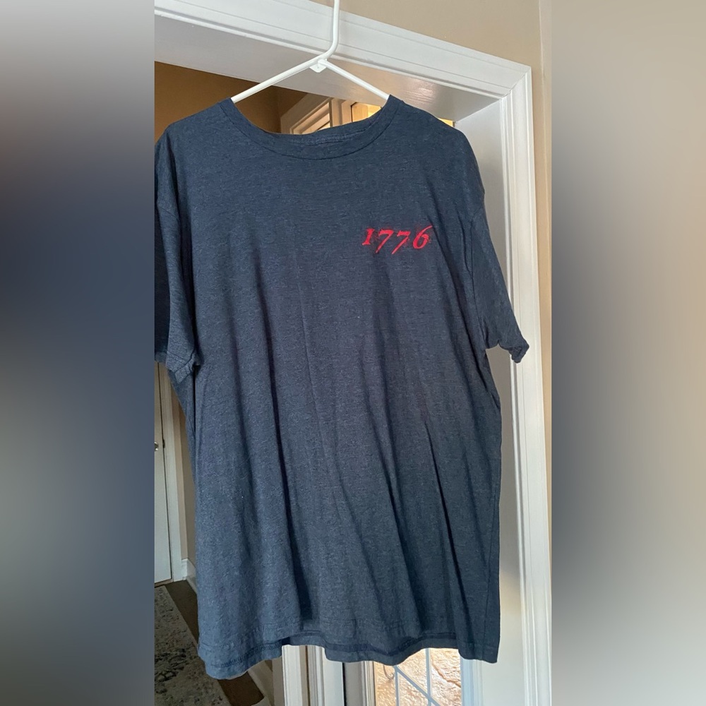 Grunt Style Charcoal Tee with Red 1776 Design